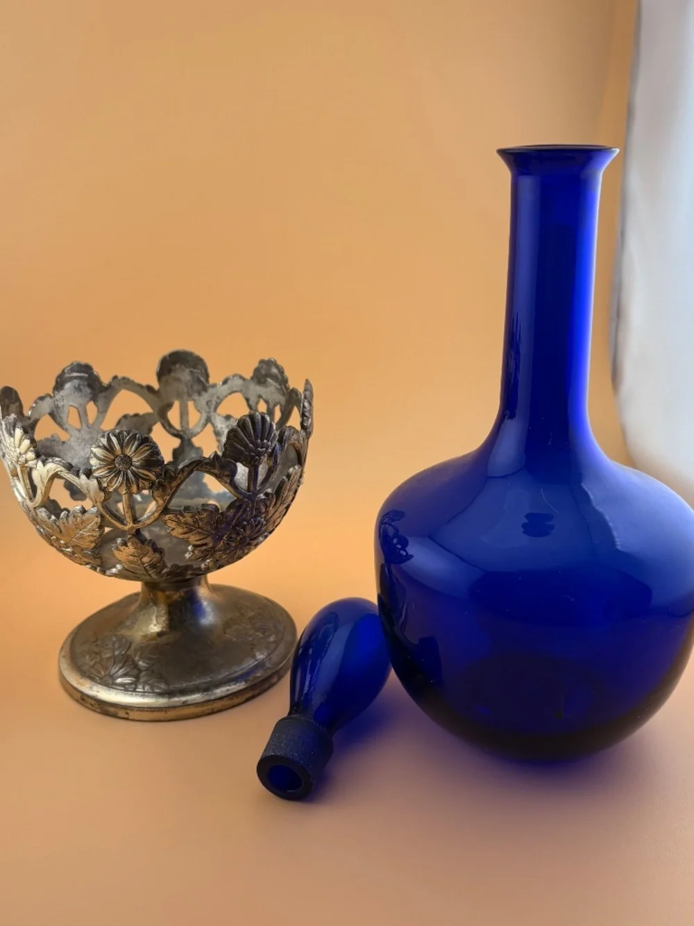 Vintage Cobalt Blue Glass Decanter & 6 Cordial Glasses Set Silver Plate Filagree